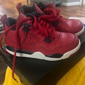Kids Jordan’s sneakers